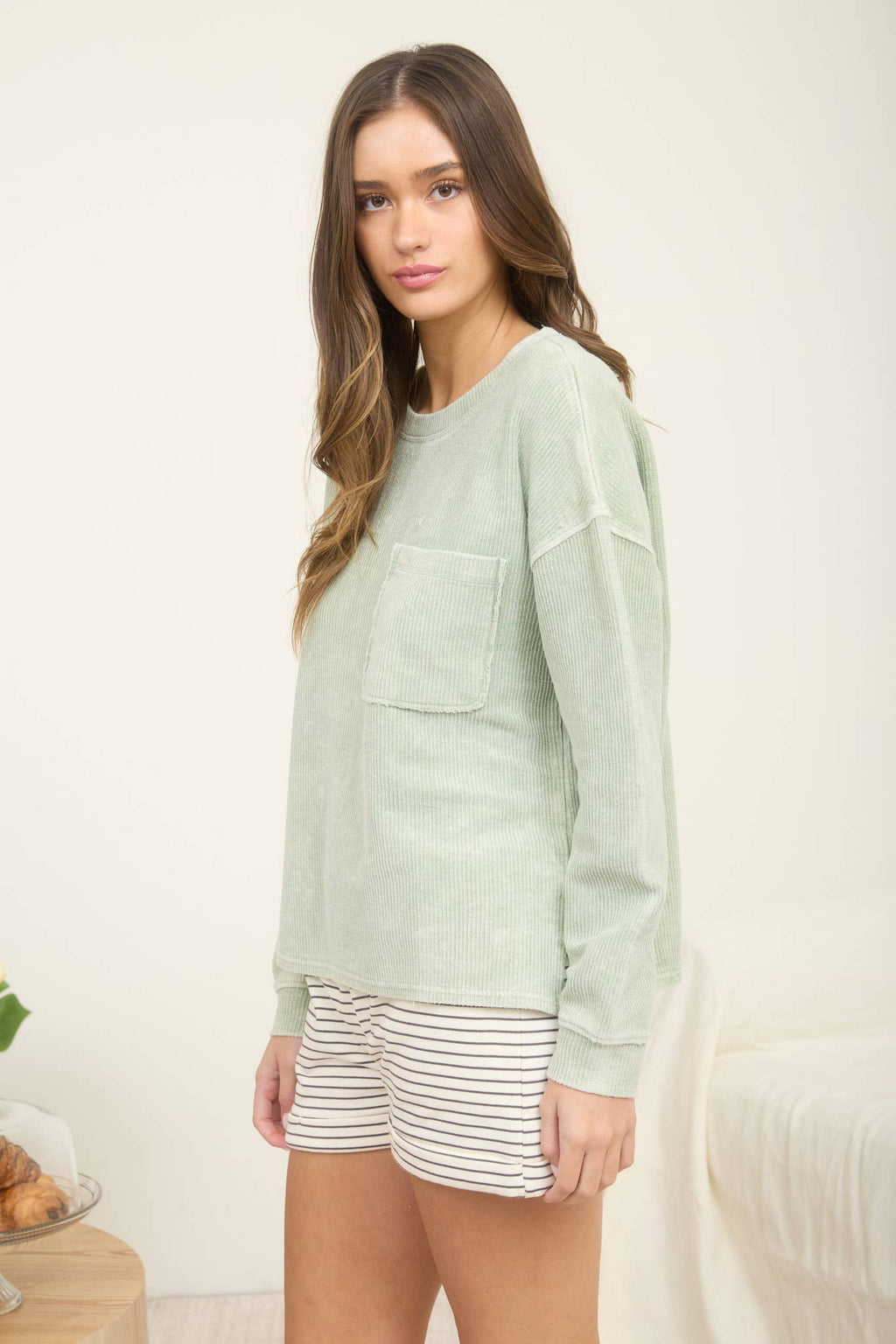 J.O.A - WASHED POCKET DETAIL LONG SLEEVE RIB KNIT TOP
