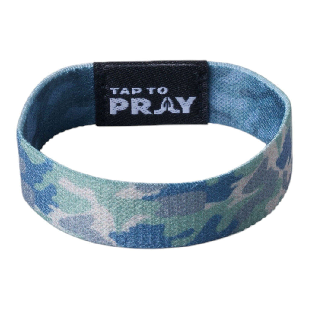 Versible - Tap To Pray® Wristband – Green & Charcoal Camo