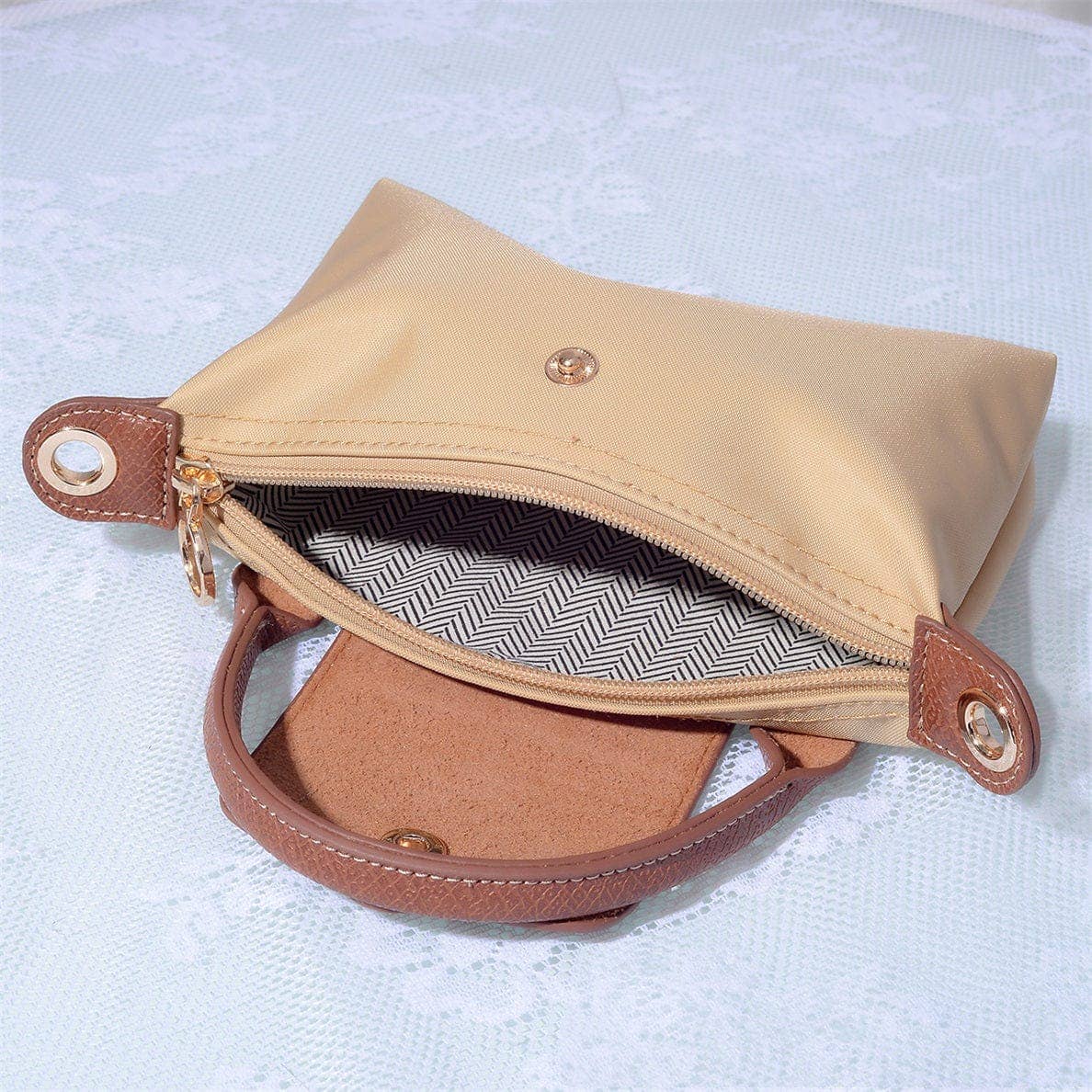 MiMi Wholesale - HM781 Penny Nylon Mini Crossbody Bag